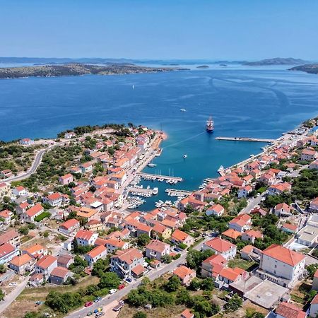 Apartments By The Sea Sali, Dugi Otok - 8121 Exteriör bild