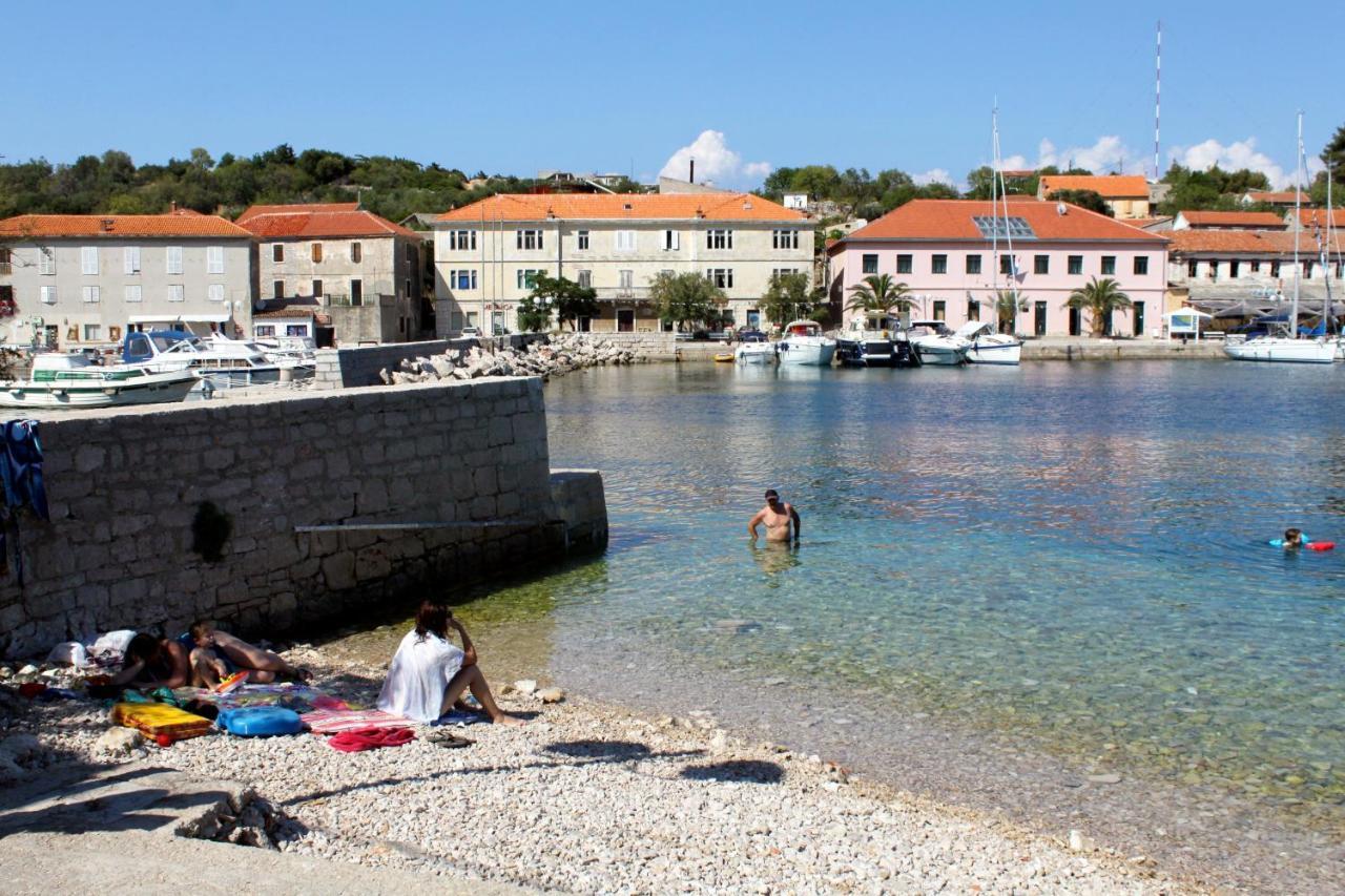 Apartments By The Sea Sali, Dugi Otok - 8121 Exteriör bild