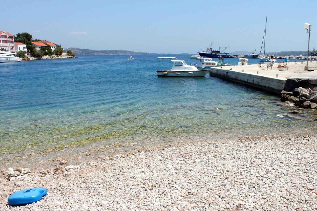 Apartments By The Sea Sali, Dugi Otok - 8121 Exteriör bild
