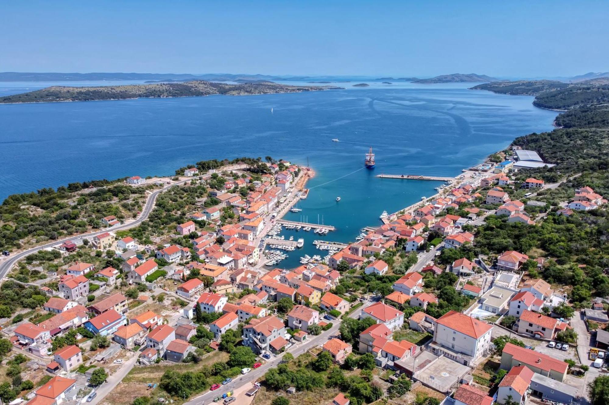 Apartments By The Sea Sali, Dugi Otok - 8121 Exteriör bild